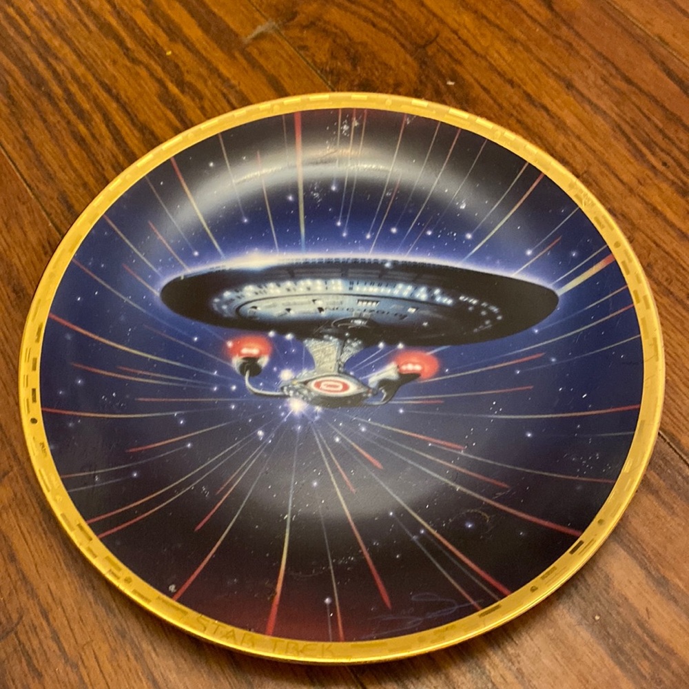 Star Trek Decorative Plate USS Enterprise